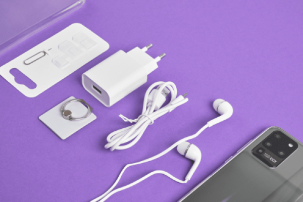 10 Best Smartphone Accessories You Must Buy